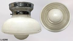 Light, stock number L-0290
