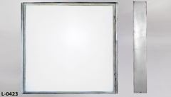 Light, stock number L-0423