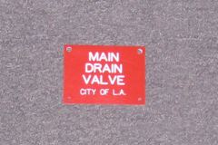 Sign-Main Drain Valve, stock number S-1308