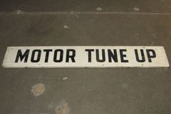 Sign-Motor Tune Up, stock number S-1816