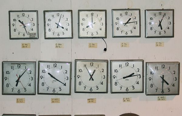 Wall Clocks, L, EC Props
